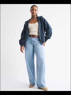 Abercrombie & Fitch Curve Love Low Rise Ultra Loose Jean 29/8 Blue